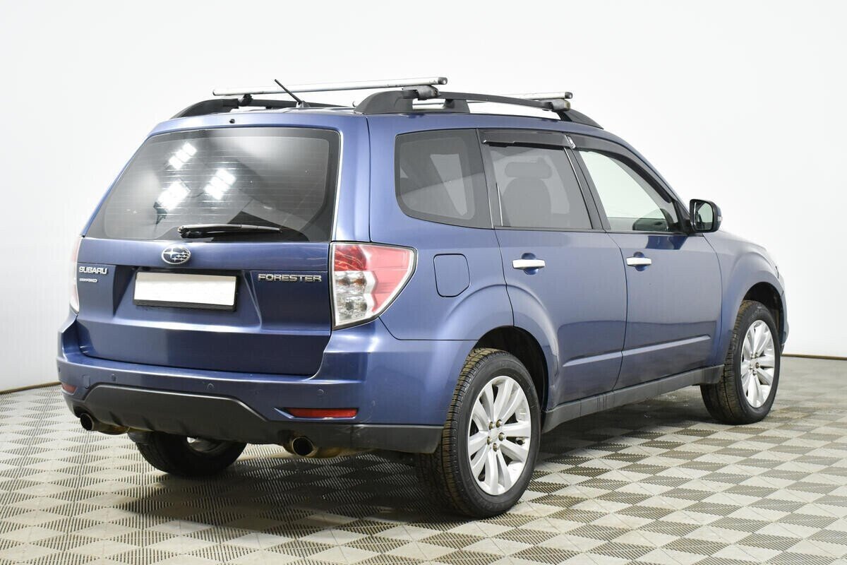 Subaru Forester, 2.0 л, АТ, 2011 фото 4