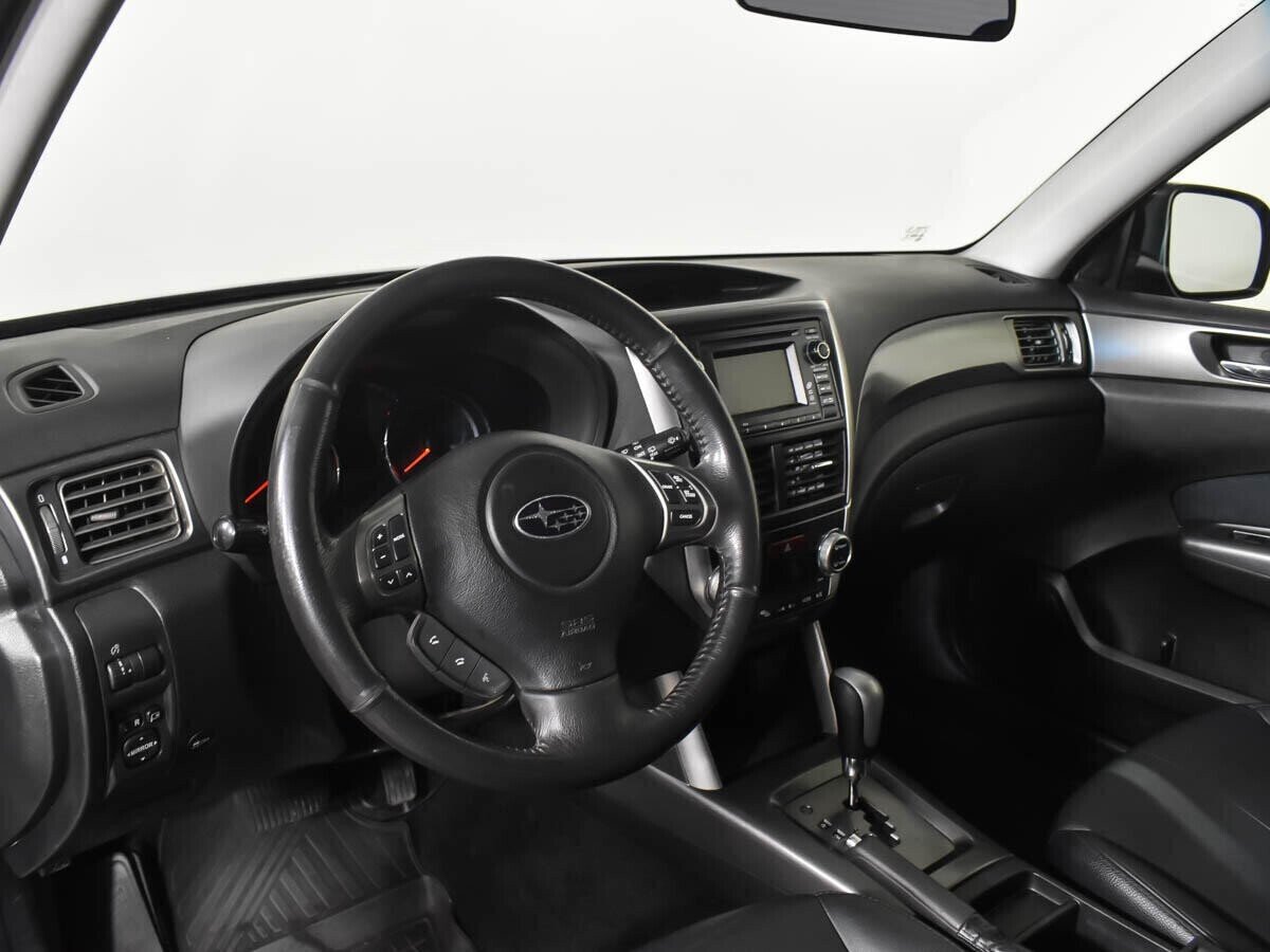 Subaru Forester, 2.5 л, АТ, 2011 фото 7