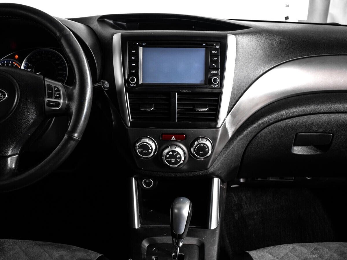 Subaru Forester, 2.5 л, АТ, 2012 фото 2