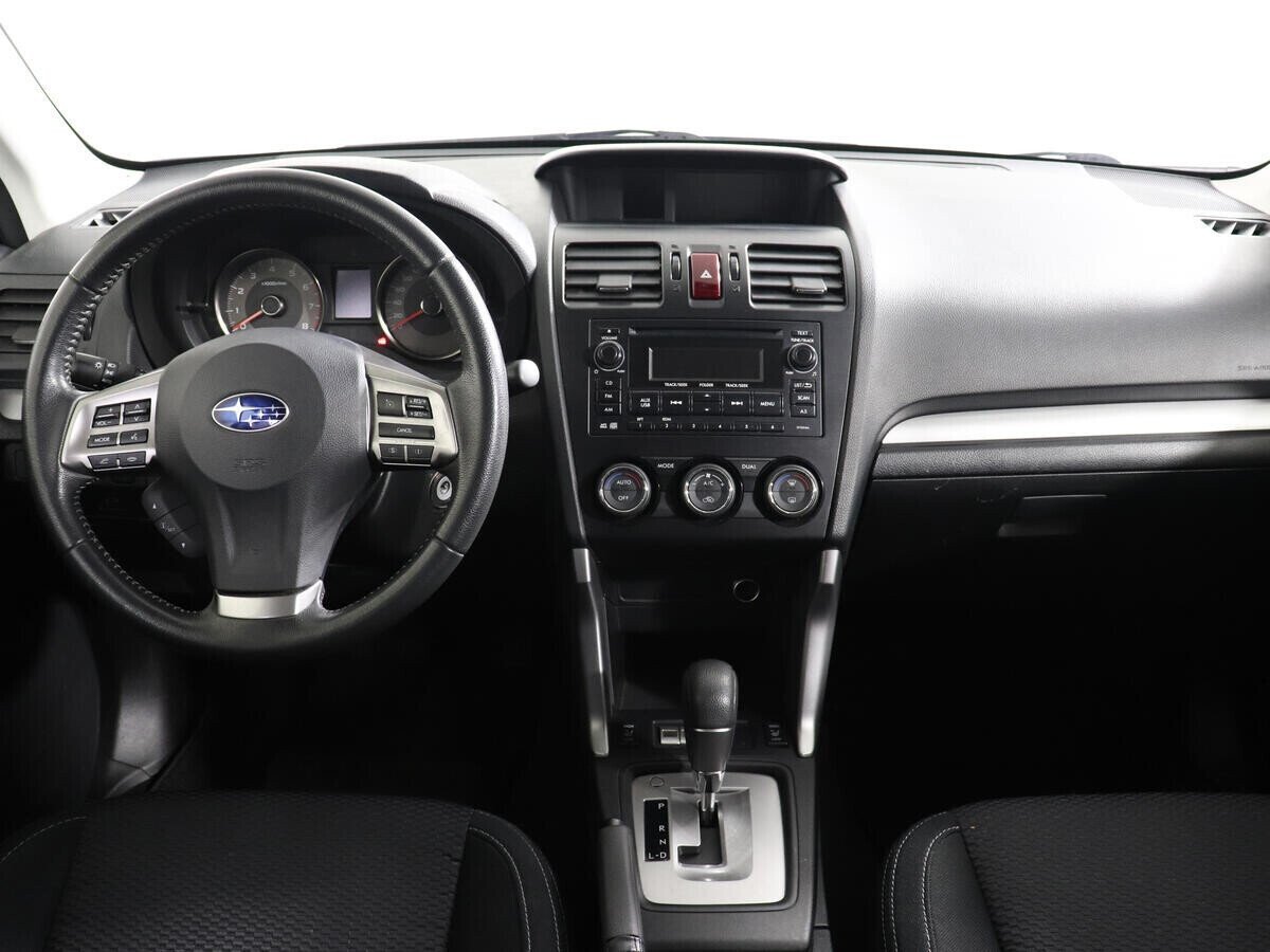 Subaru Forester, 2.5 л, Вариатор, 2014 фото 8