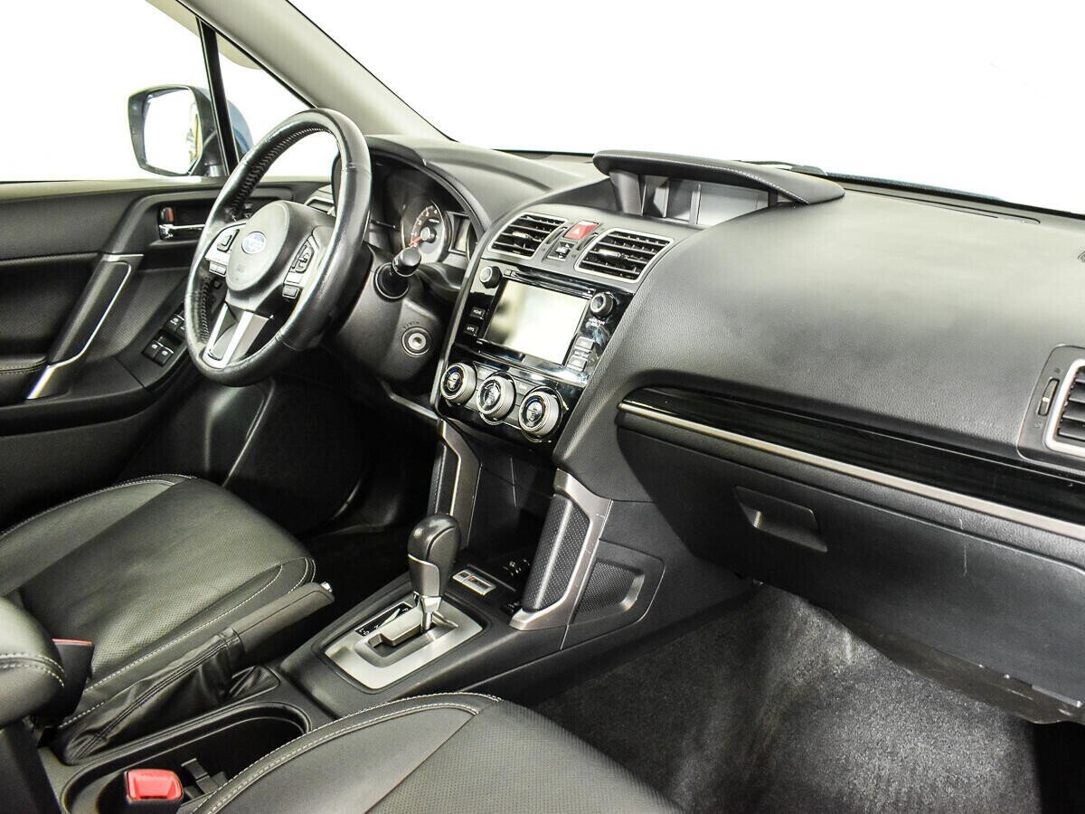Subaru Forester, 2.0 л, Вариатор, 2016 фото 2