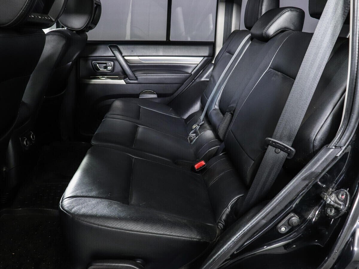 Mitsubishi Pajero, 3.2 л, АТ, 2009 фото 1