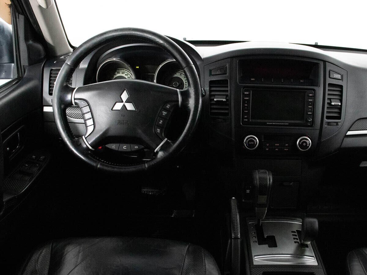 Mitsubishi Pajero, 3.2 л, АТ, 2011 фото 7