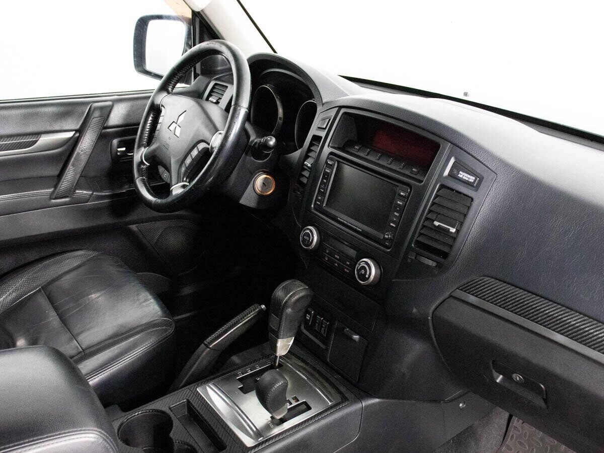 Mitsubishi Pajero, 3.2 л, АТ, 2011 фото 10
