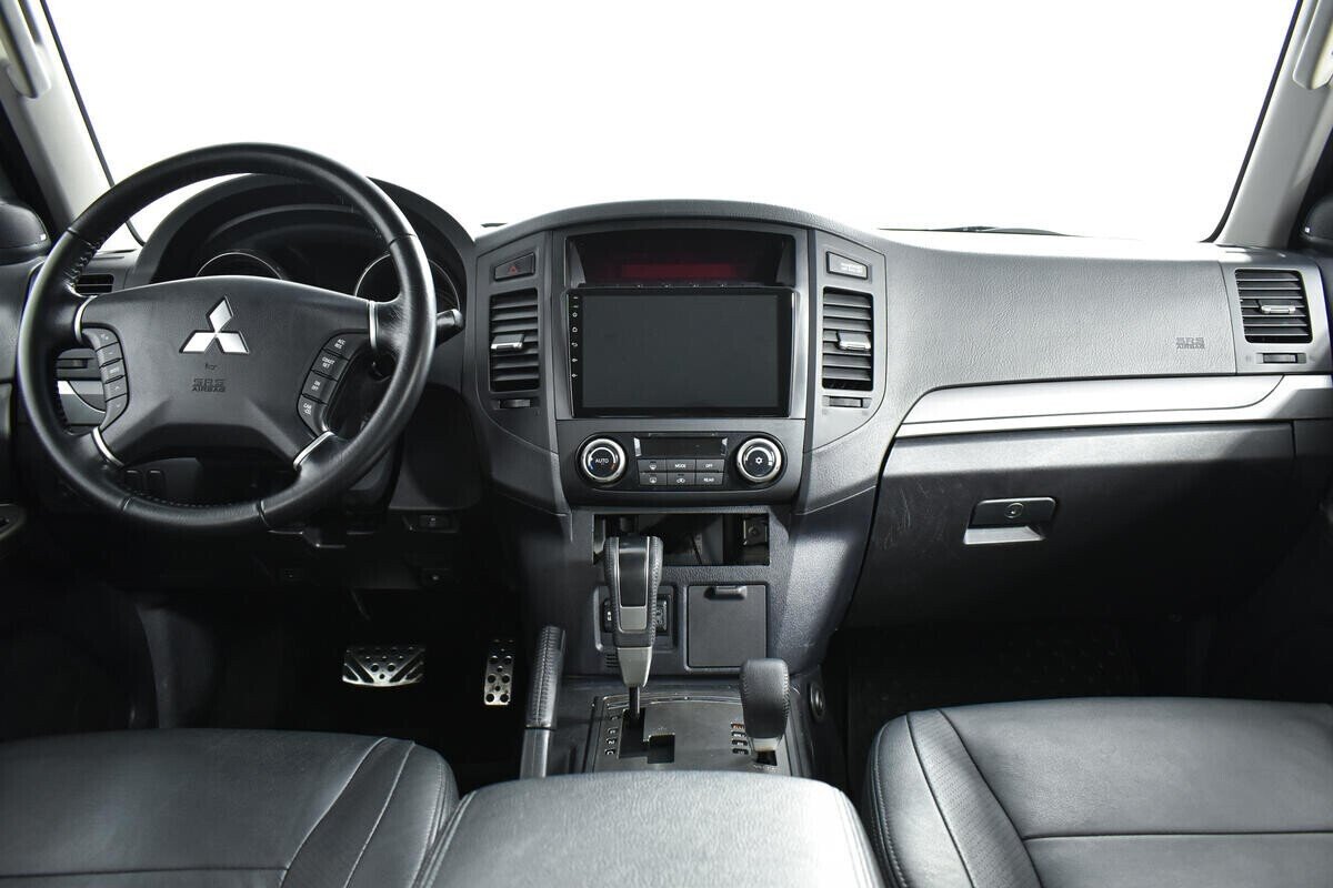 Mitsubishi Pajero, 3.0 л, АТ, 2012 фото 8