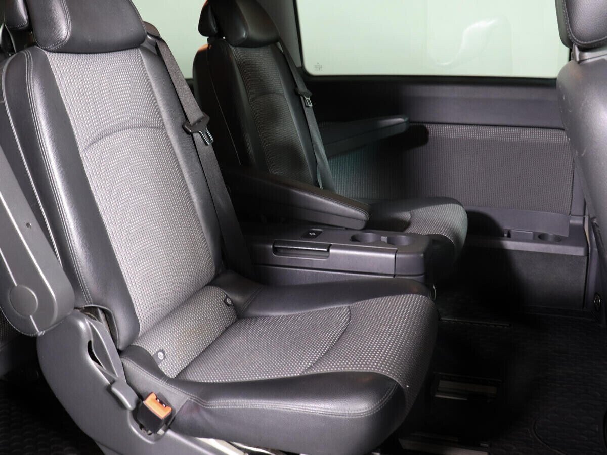 Mercedes-Benz Viano, 2.1 л, АТ, 2012 фото 2