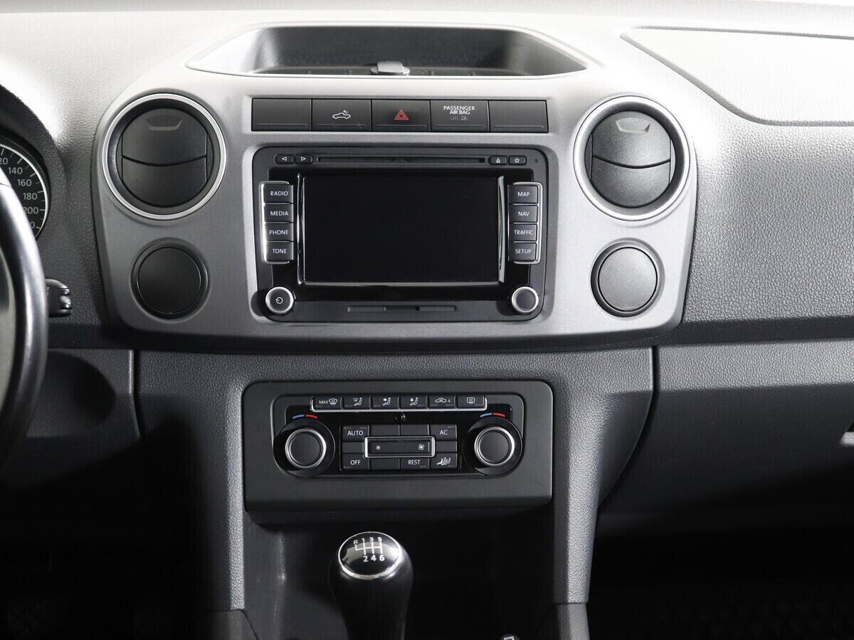 Volkswagen Amarok, 2.0 л, МТ, 2011 фото 2