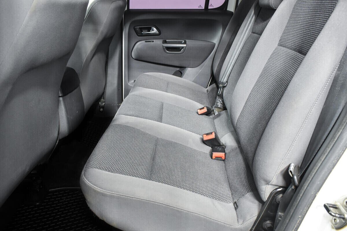 Volkswagen Amarok, 2.0 л, МТ, 2012 фото 1
