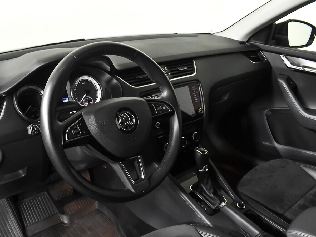 Skoda Octavia Импорт, 1.5 л, Робот, 2018 фото 7