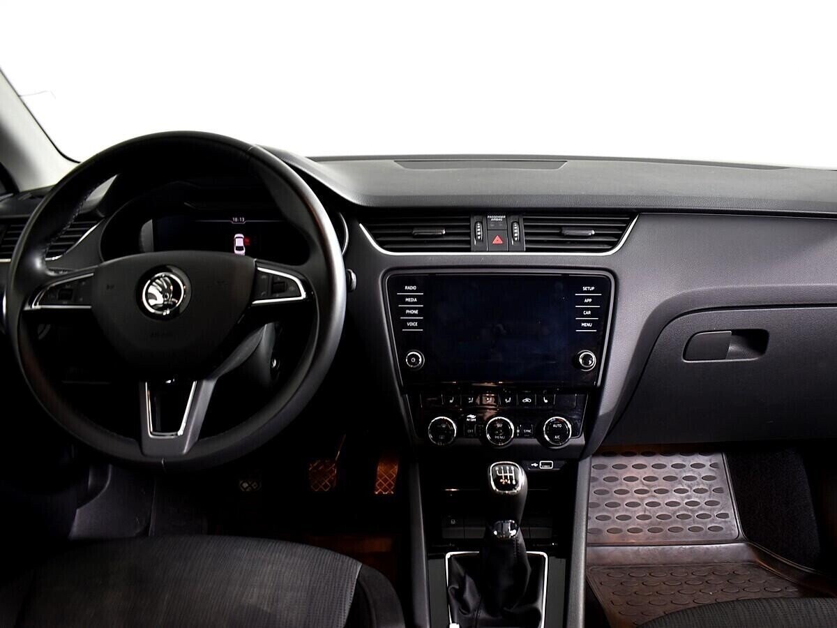 Skoda Octavia, 1.8 л, МТ, 2018 фото 8