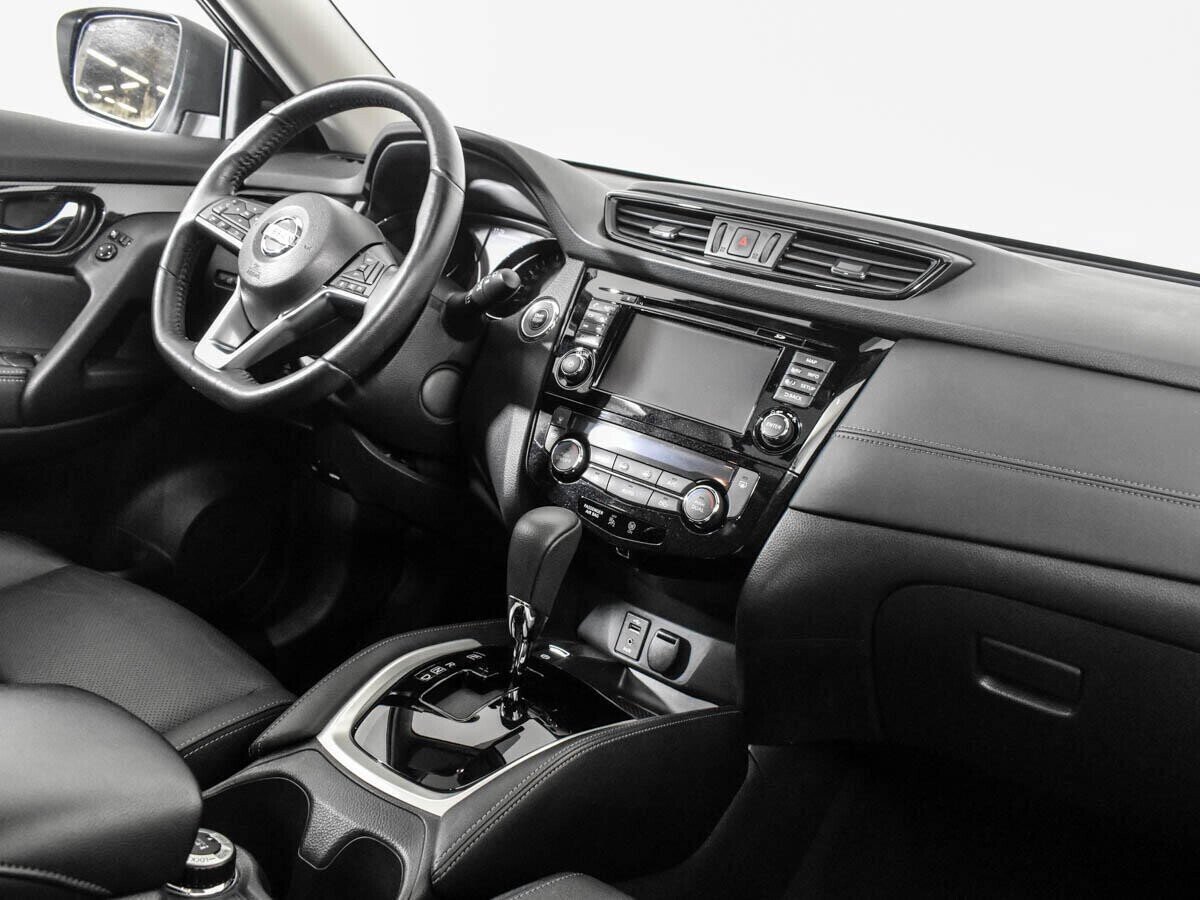 Nissan X-Trail SE+, 2.5 л, Вариатор, 2020 фото 2