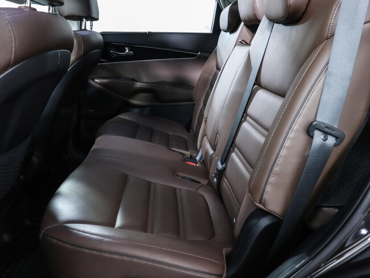 Kia Sorento, 2.2 л, АТ, 2017 фото 2