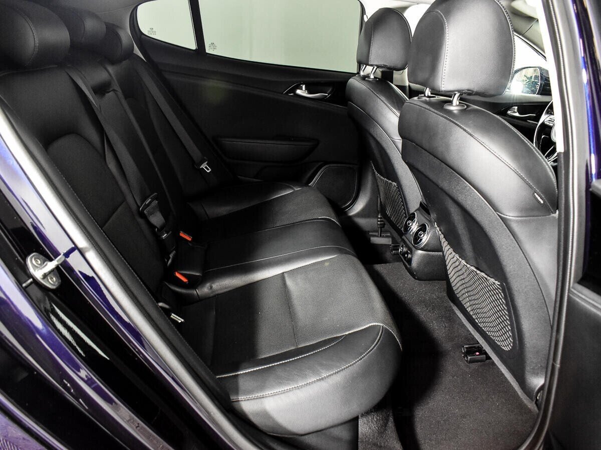 Kia Stinger, 2.0 л, АТ, 2017 фото 1