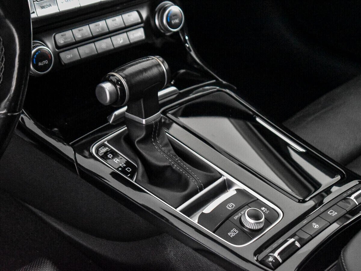 Kia Stinger, 2.0 л, АТ, 2017 фото 8