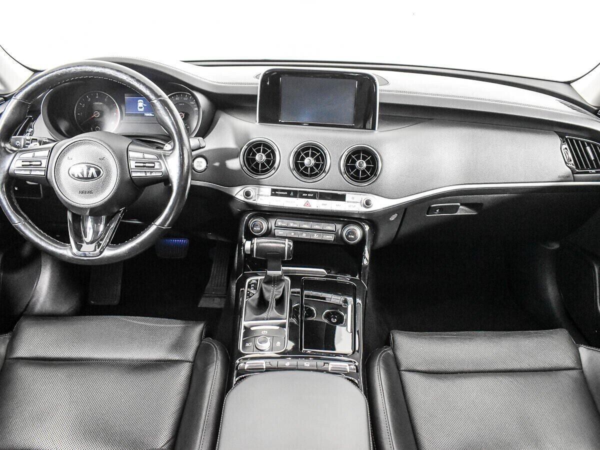 Kia Stinger, 2.0 л, АТ, 2017 фото 9