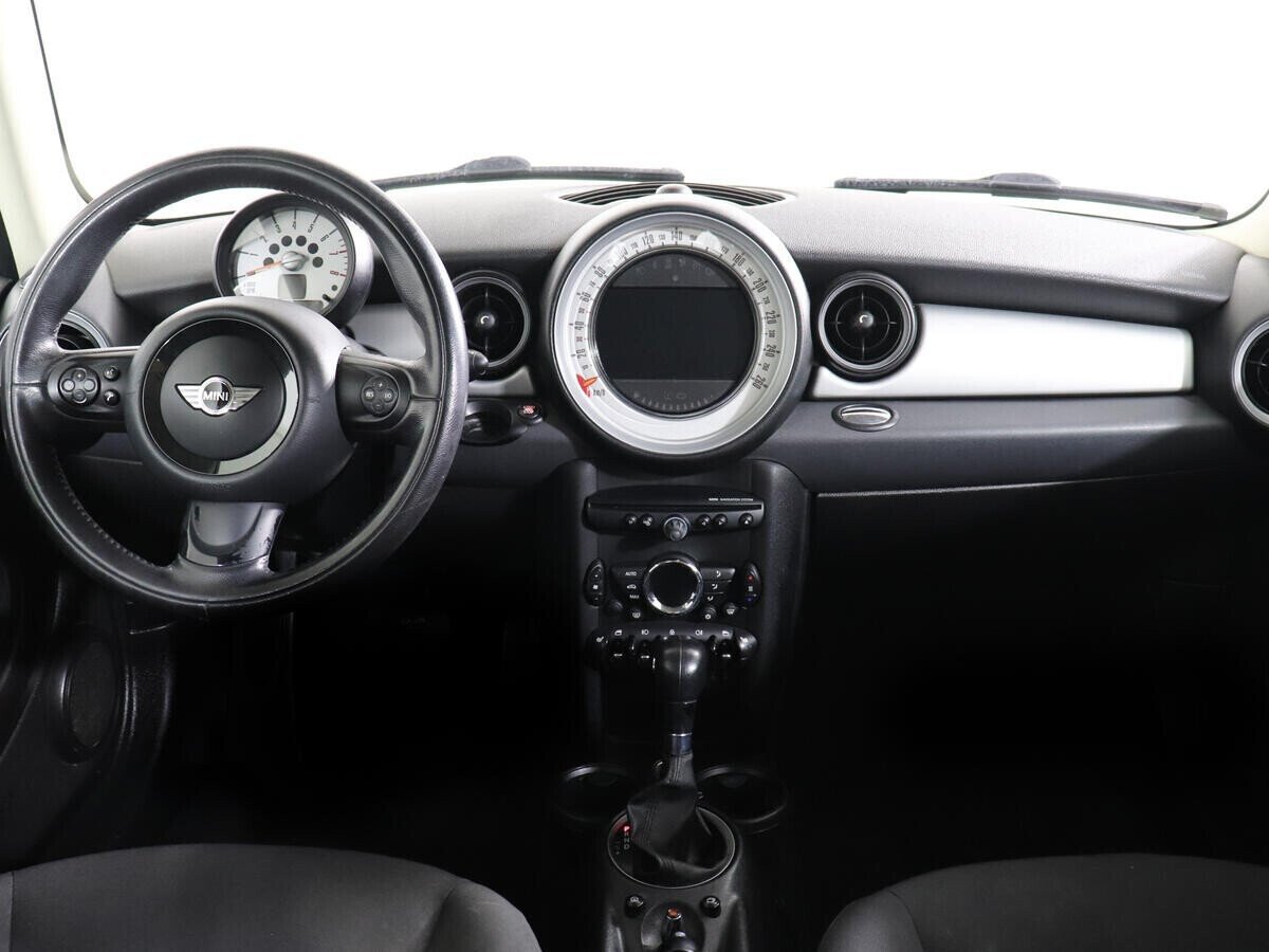 MINI Clubman, 1.6 л, АТ, 2011 фото 9
