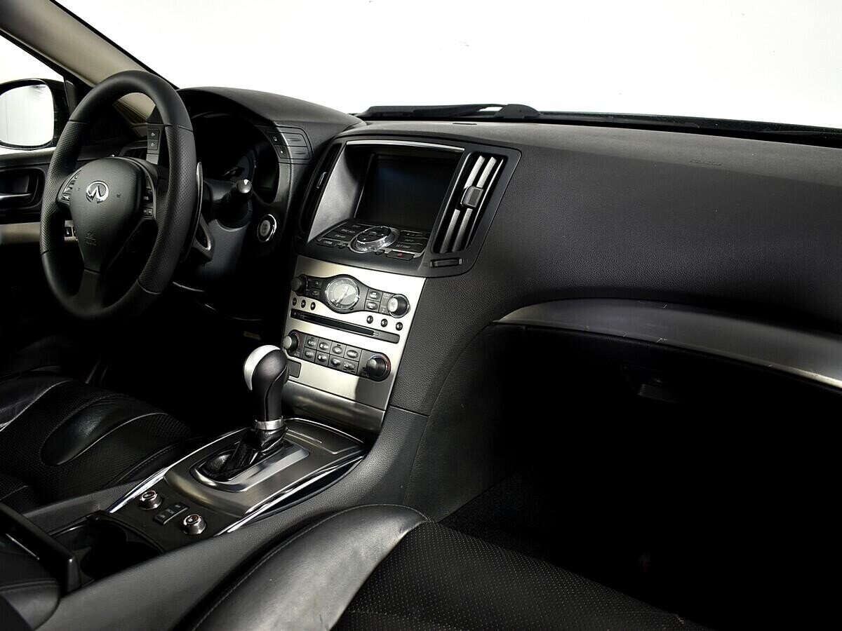 Infiniti G, 3.7 л, АТ, 2011 фото 9