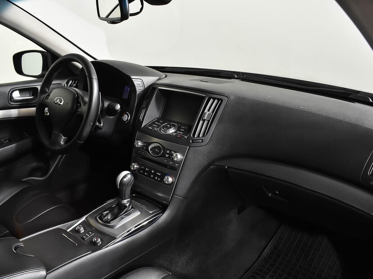 Infiniti G, 3.7 л, АТ, 2012 фото 2