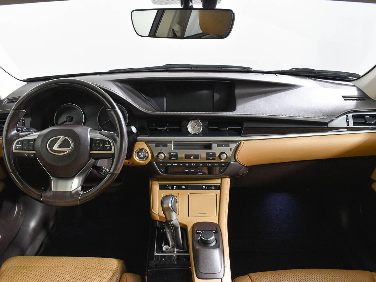 Lexus ES, 2.0 л, АТ, 2015 фото 9