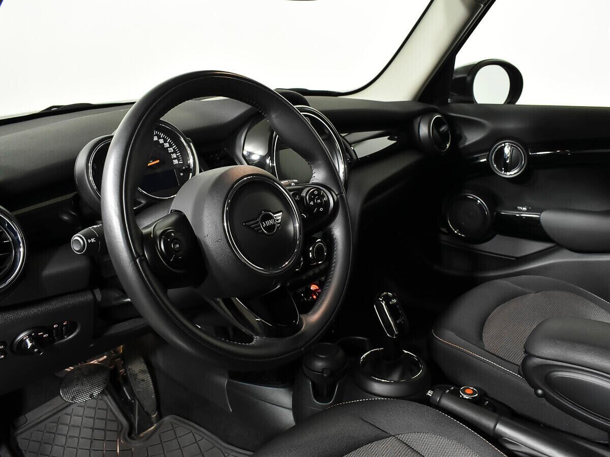 MINI Hatch, 1.5 л, Робот, 2018 фото 7