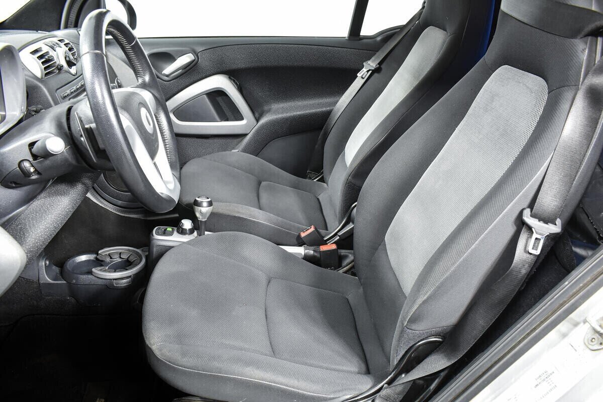 Smart Fortwo, 1.0 л, Робот, 2009 фото 7