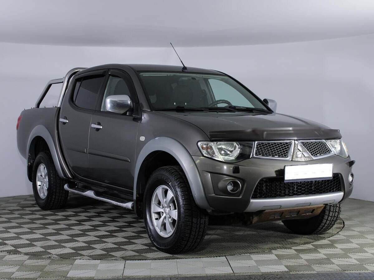 Mitsubishi L200, 2.5 л, АТ, 2012 фото 5