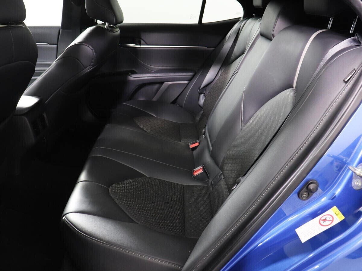 Toyota Camry, 2.5 л, АТ, 2018 фото 1