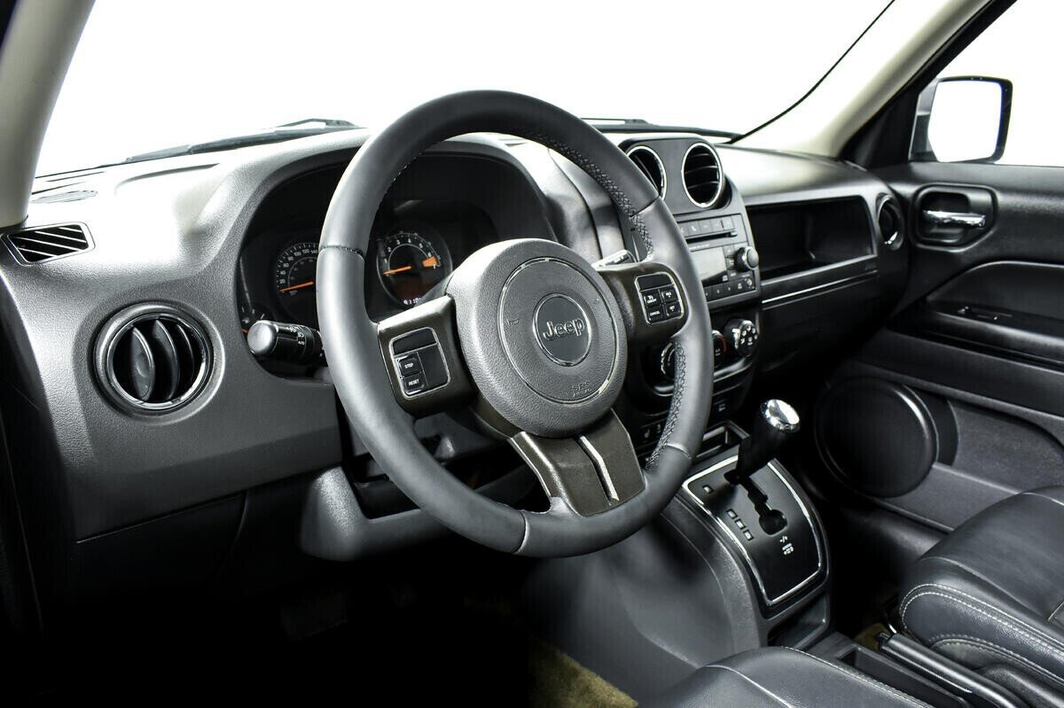 Jeep Liberty (Patriot), 2.4 л, Вариатор, 2010 фото 7
