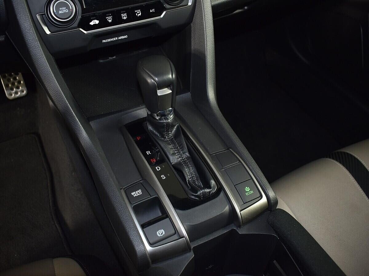 Honda Civic, 1.5 л, Вариатор, 2018 фото 11