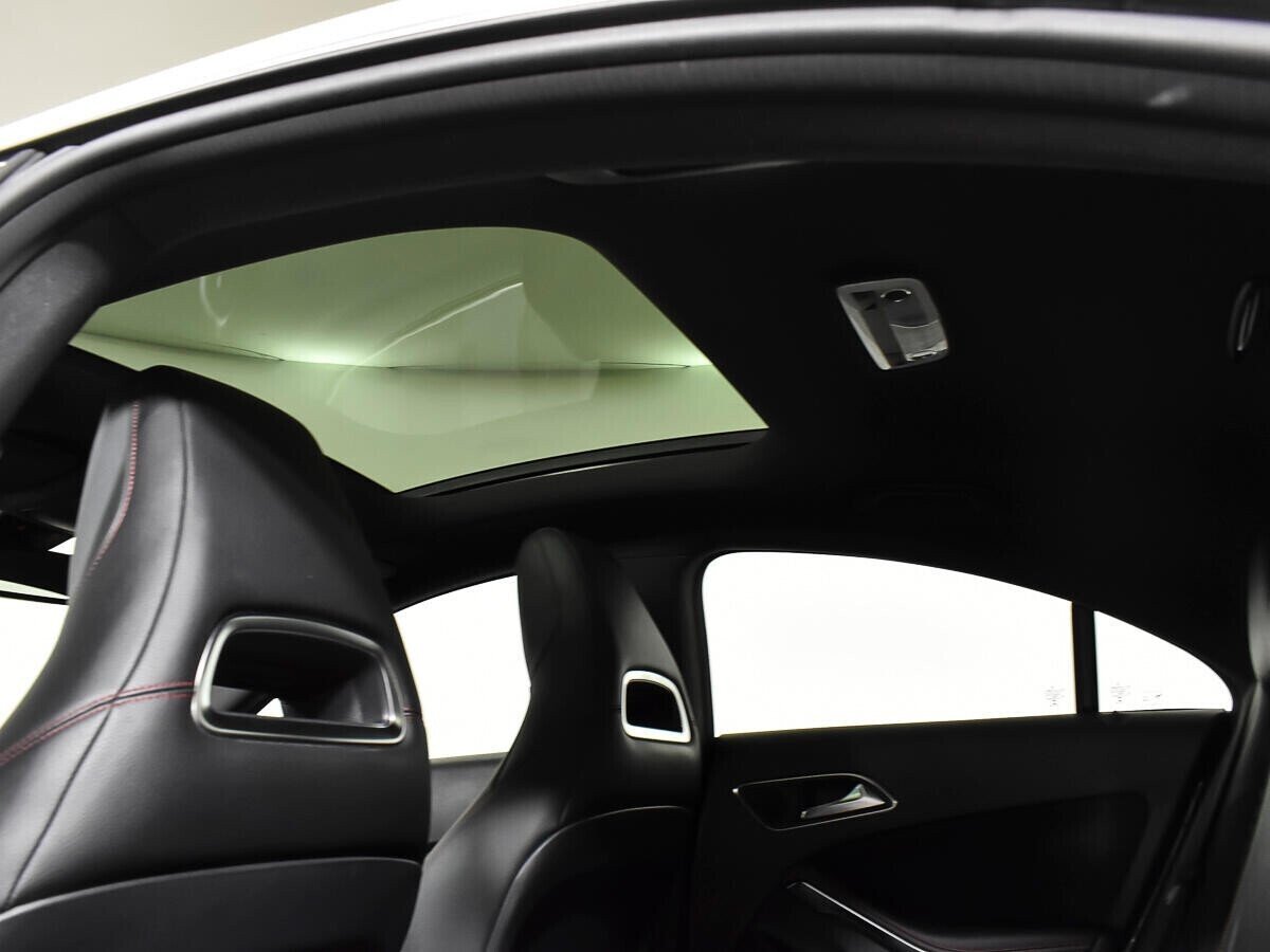Mercedes-Benz CLA, 2.0 л, Робот, 2015 фото 1