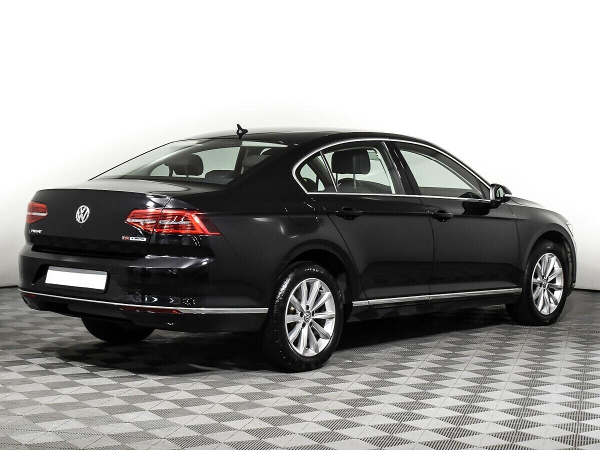 Volkswagen Passat, 1.8 л, Робот, 2018 фото 4