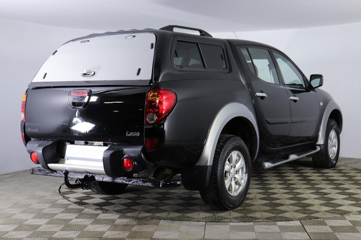 Mitsubishi L200, 2.5 л, МТ, 2012 фото 4