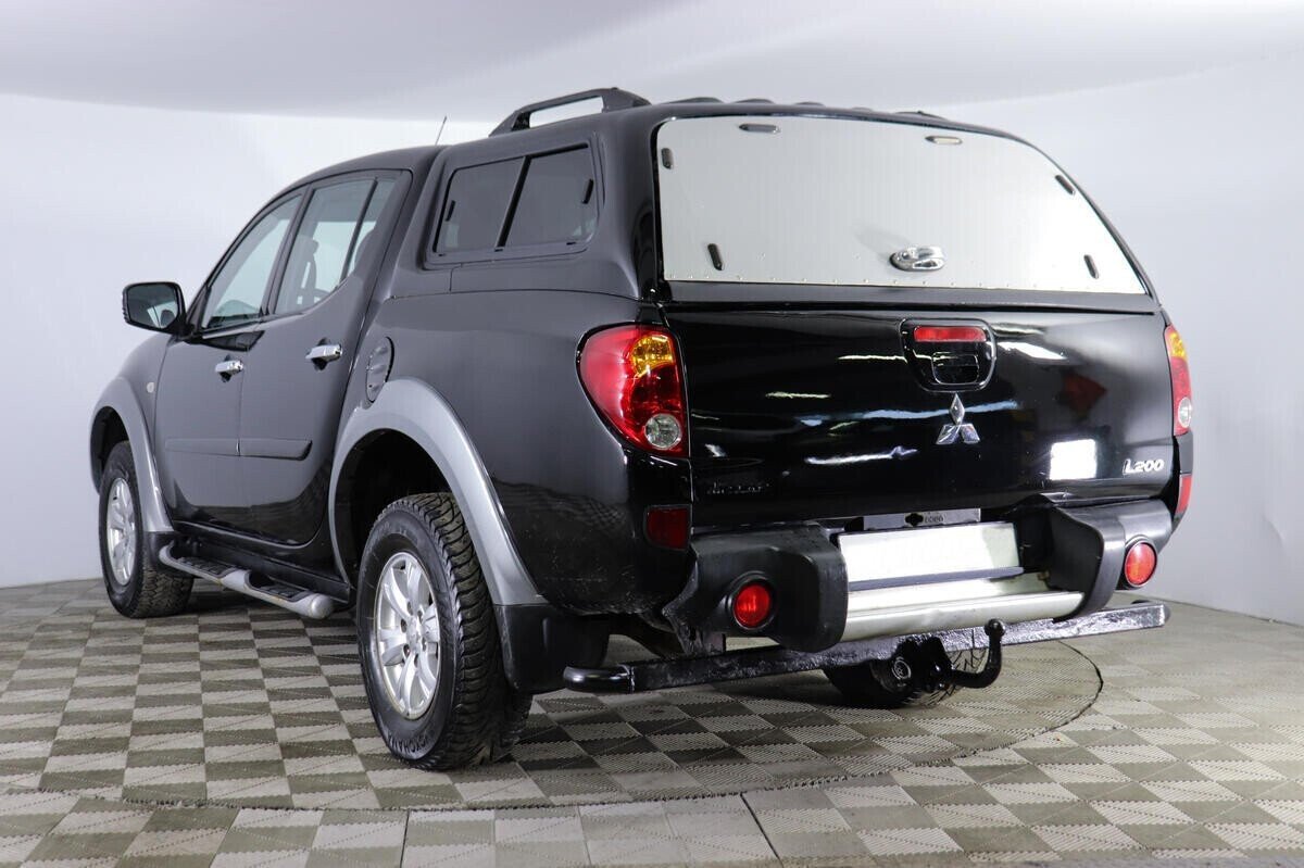Mitsubishi L200, 2.5 л, МТ, 2012 фото 6