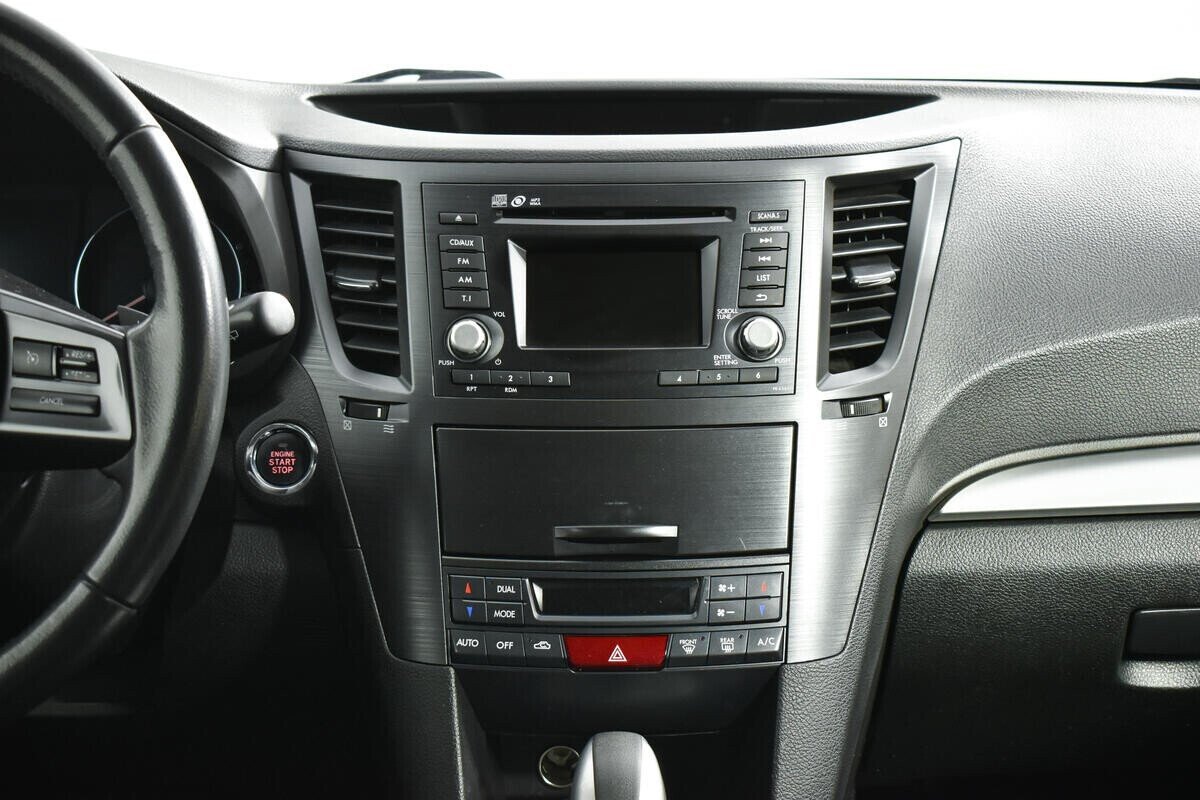 Subaru Outback, 2.5 л, Вариатор, 2014 фото 9