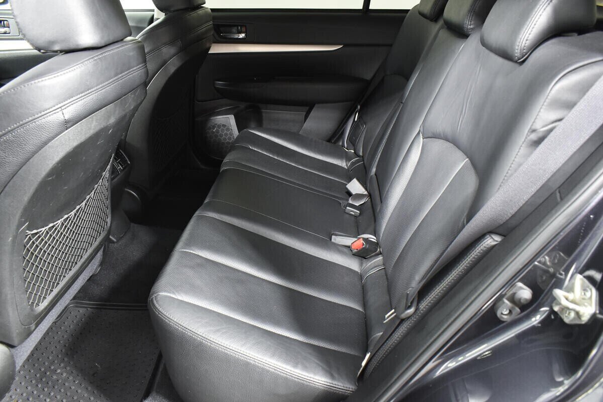 Subaru Outback, 2.5 л, Вариатор, 2014 фото 2