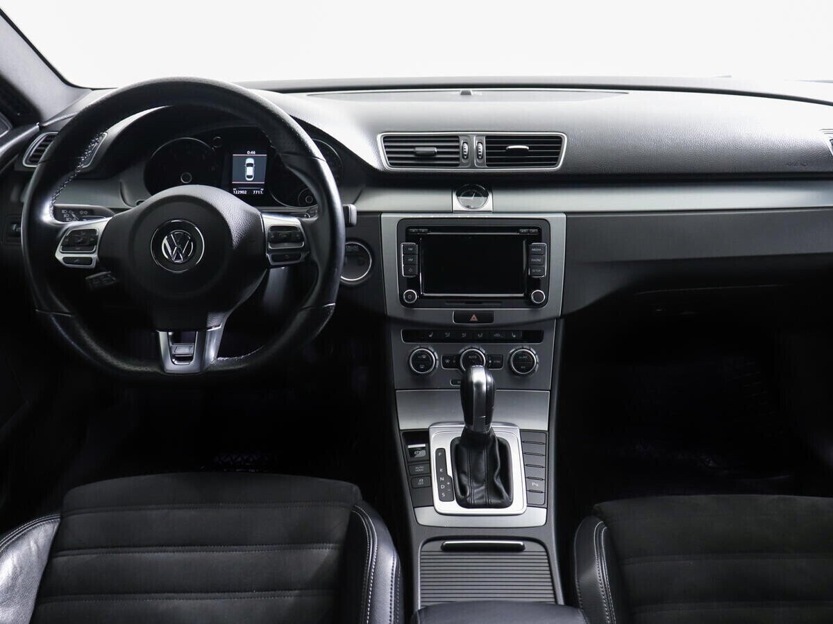 Volkswagen Passat CC, 1.8 л, Робот, 2013 фото 8