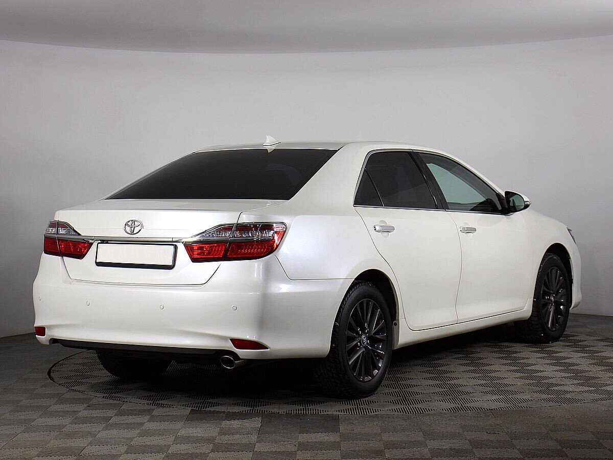Toyota Camry, 2.5 л, АТ, 2017 фото 4
