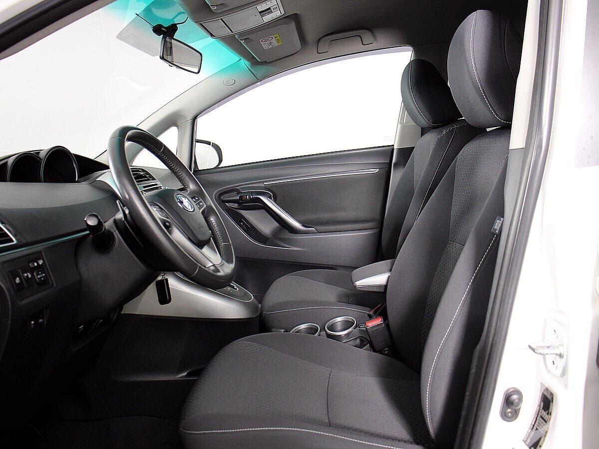 Toyota Verso, 1.8 л, Вариатор, 2013 фото 5