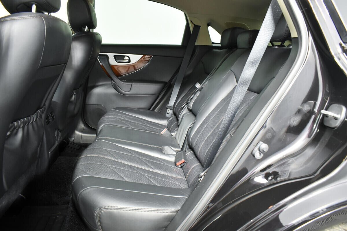 Infiniti QX70, 3.7 л, АТ, 2016 фото 1