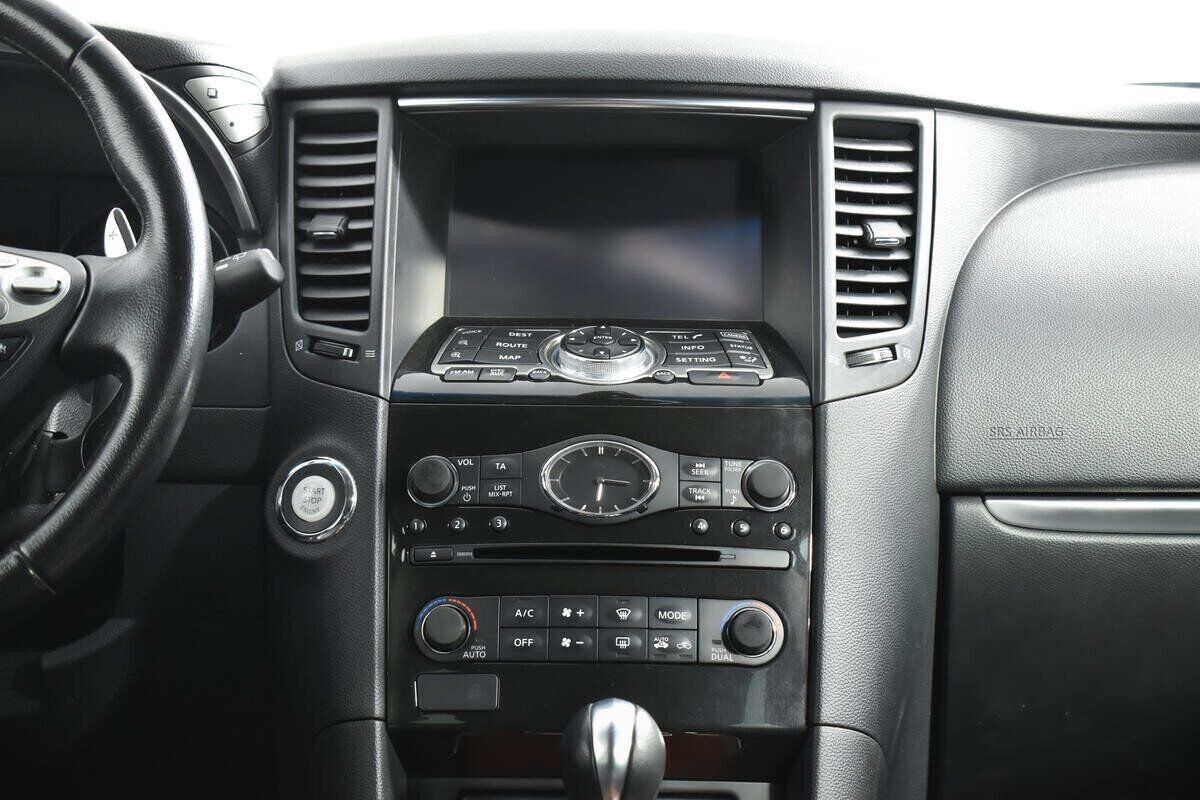 Infiniti QX70, 3.7 л, АТ, 2016 фото 9