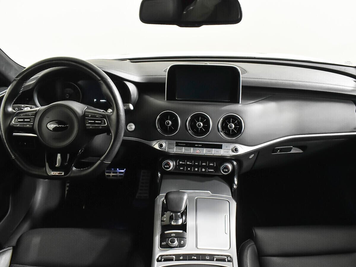 Kia Stinger, 2.0 л, АТ, 2018 фото 8