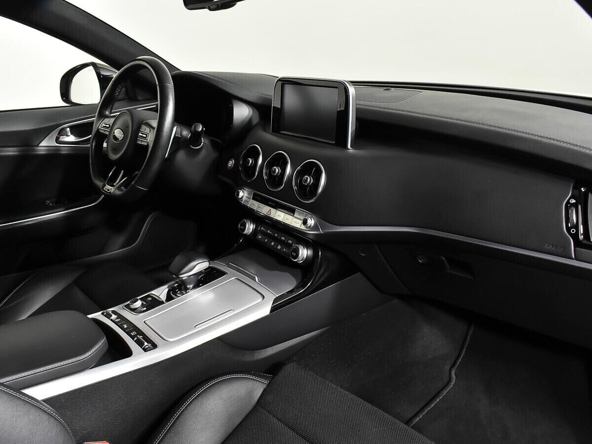 Kia Stinger, 2.0 л, АТ, 2018 фото 11