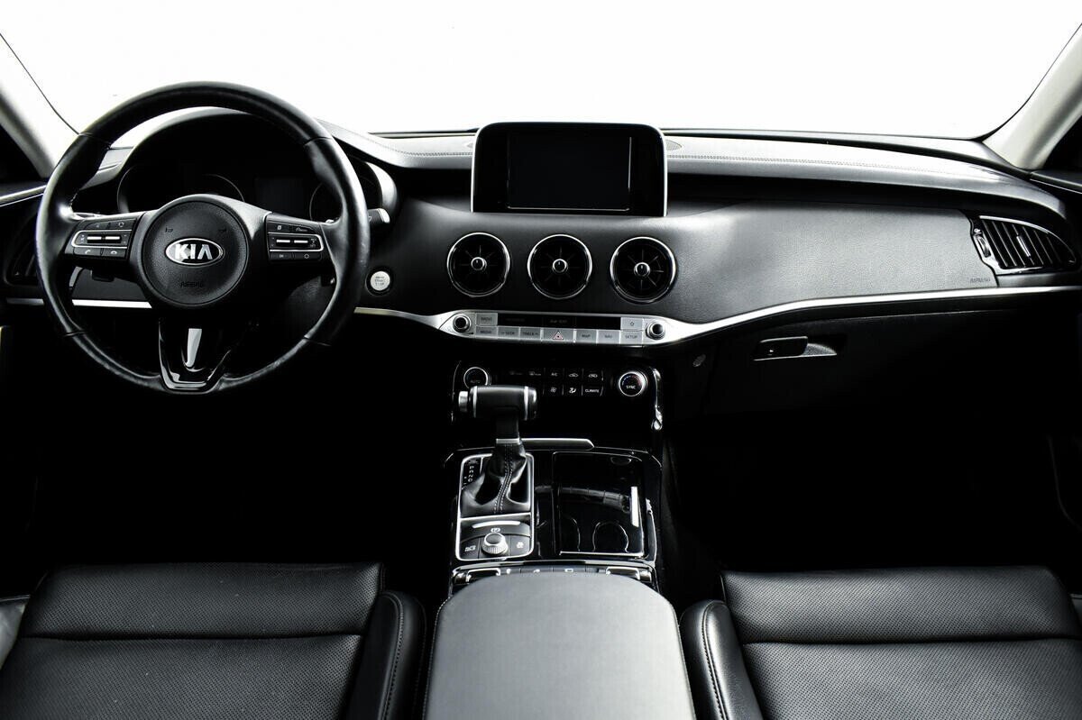 Kia Stinger, 2.0 л, АТ, 2019 фото 8