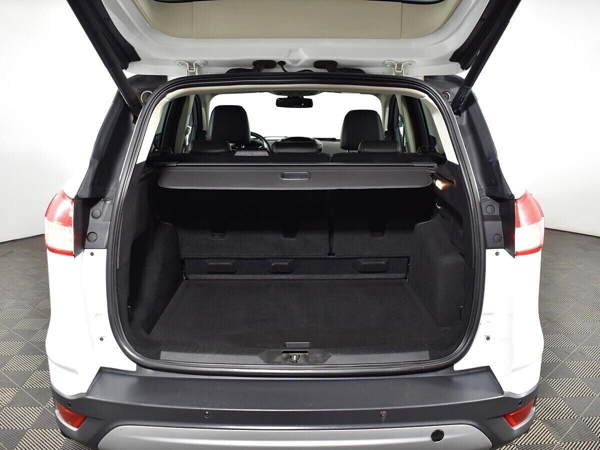 Ford Kuga, 2.0 л, Робот, 2014 фото 1