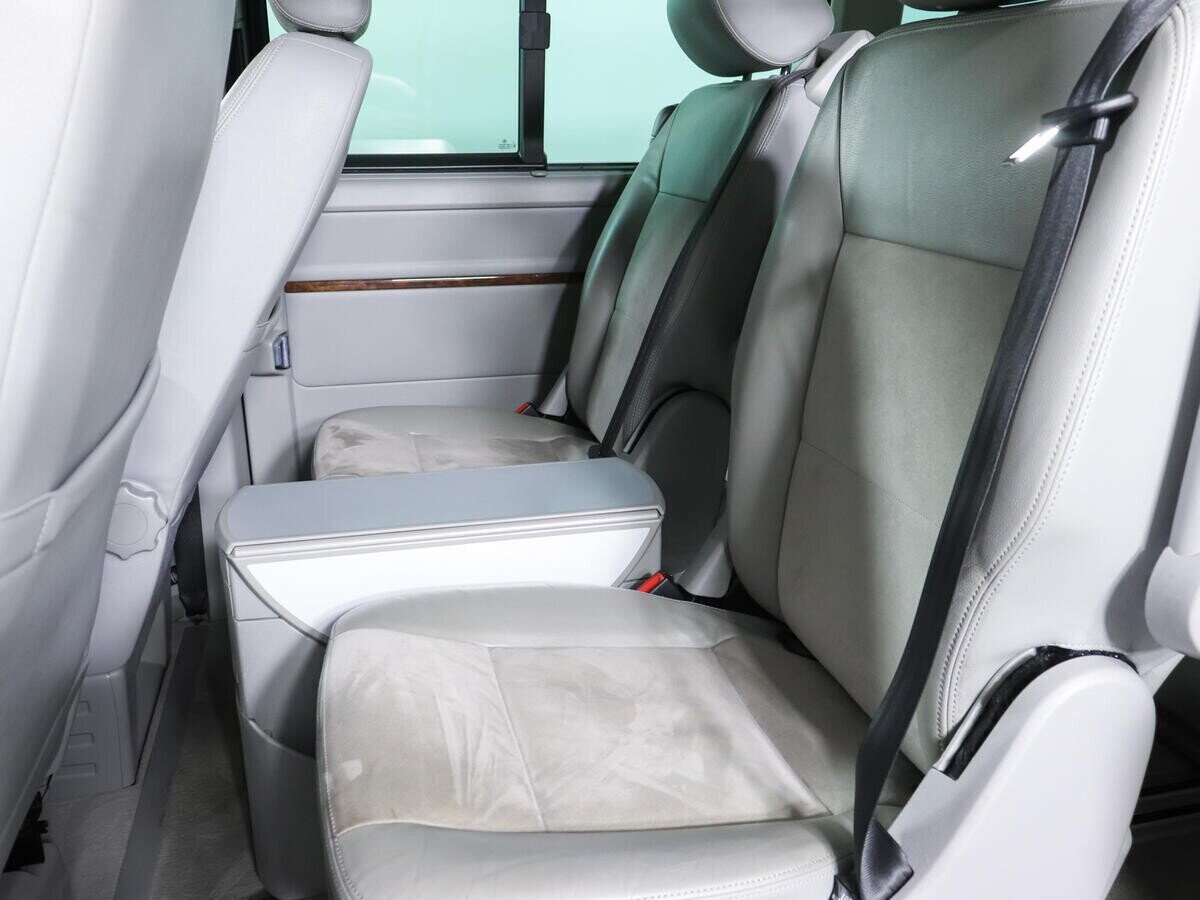 Volkswagen Multivan, 2.0 л, Робот, 2013 фото 2