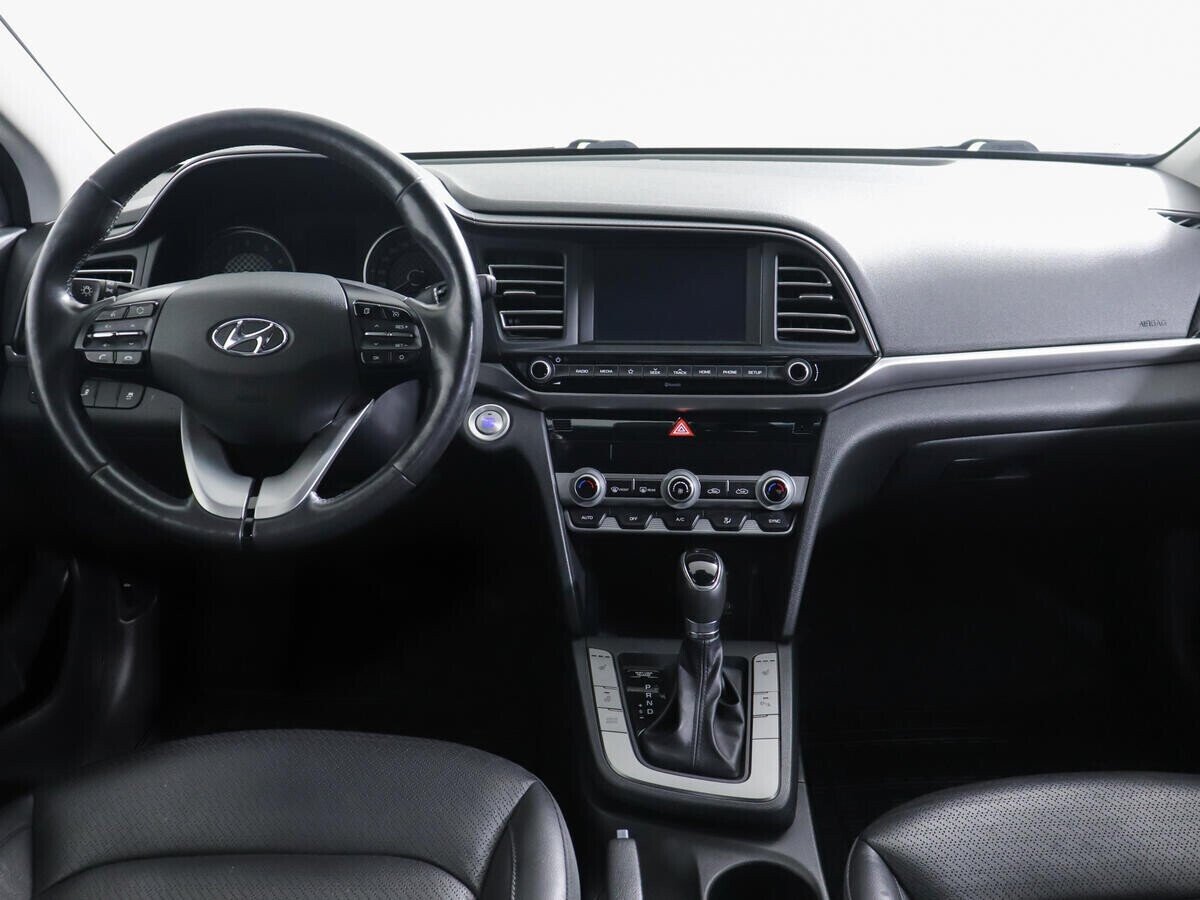 Hyundai Elantra, 2.0 л, АТ, 2019 фото 7