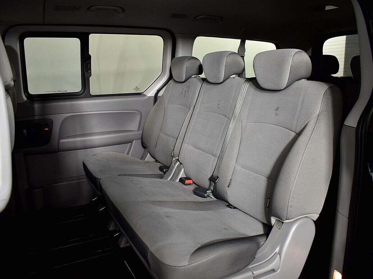 Hyundai H-1, 2.5 л, АТ, 2016 фото 2