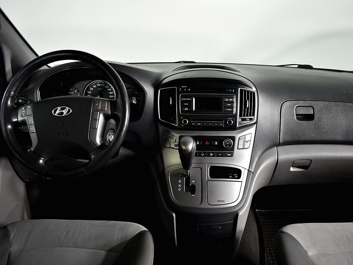 Hyundai H-1, 2.5 л, АТ, 2016 фото 8