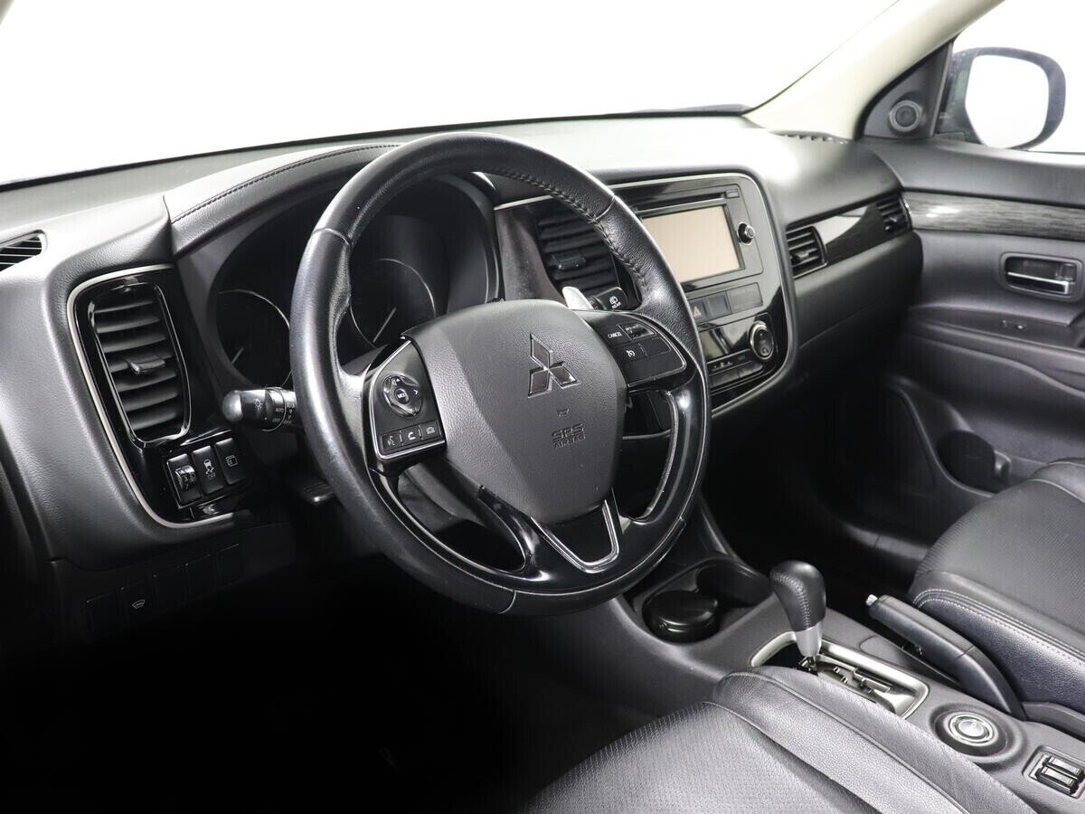 Mitsubishi Outlander, 2.4 л, Вариатор, 2015 фото 7