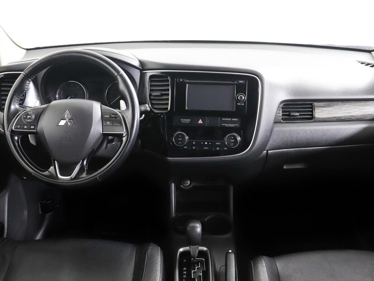 Mitsubishi Outlander, 2.4 л, Вариатор, 2015 фото 8